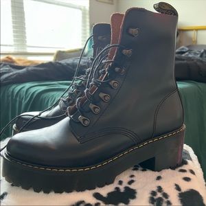 Pristine boots - excellent used condition. Worn once.